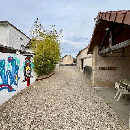 Chez Marcel - Maison 3 Chambres Lussac-les-Châteaux Eksteriør bilde