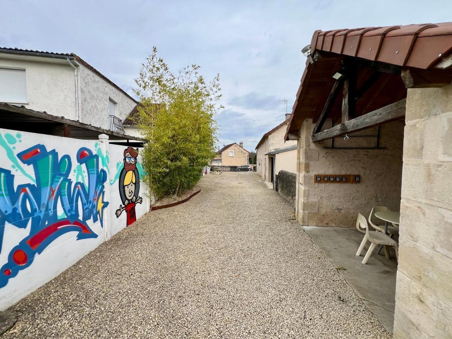 Chez Marcel - Maison 3 Chambres Lussac-les-Châteaux Eksteriør bilde