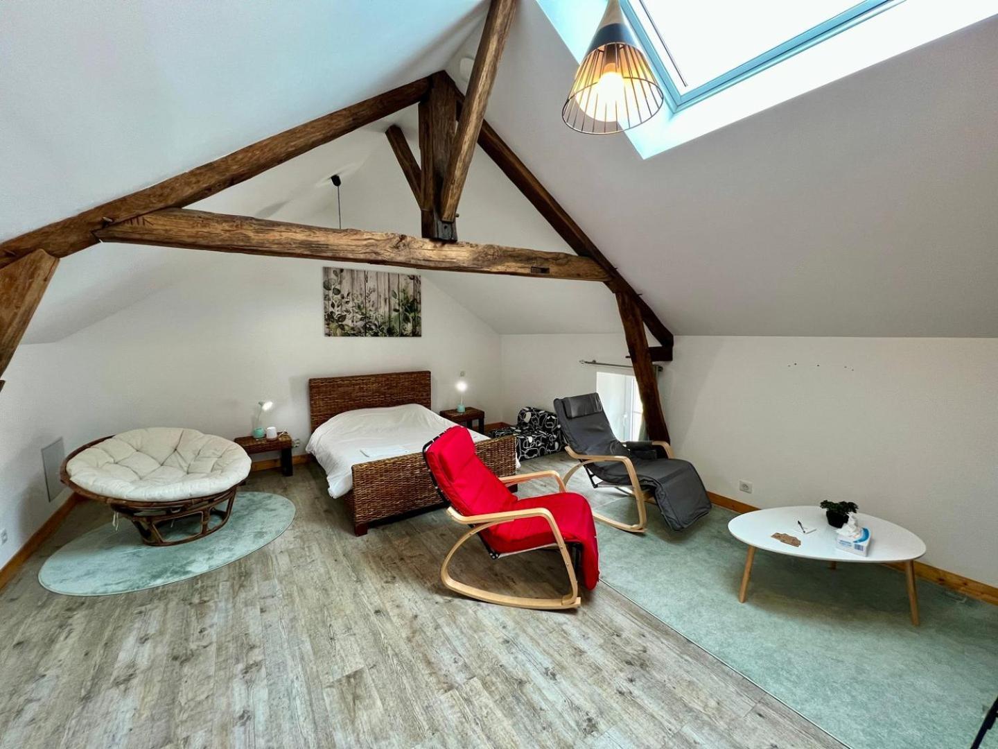 Chez Marcel - Maison 3 Chambres Lussac-les-Châteaux Eksteriør bilde