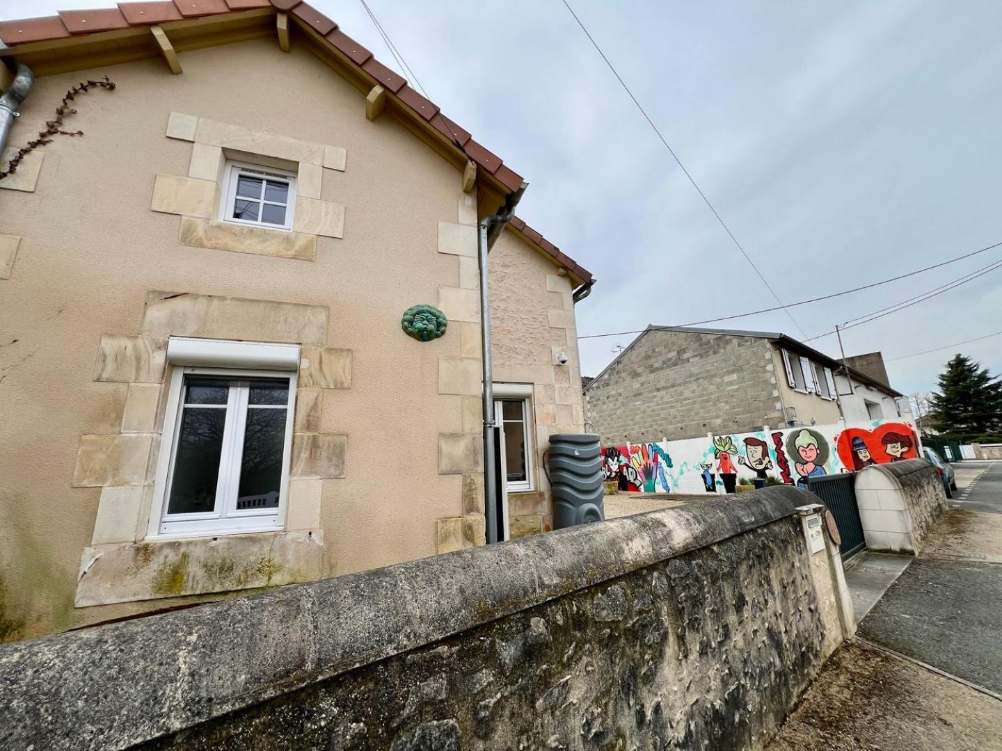 Chez Marcel - Maison 3 Chambres Lussac-les-Châteaux Eksteriør bilde