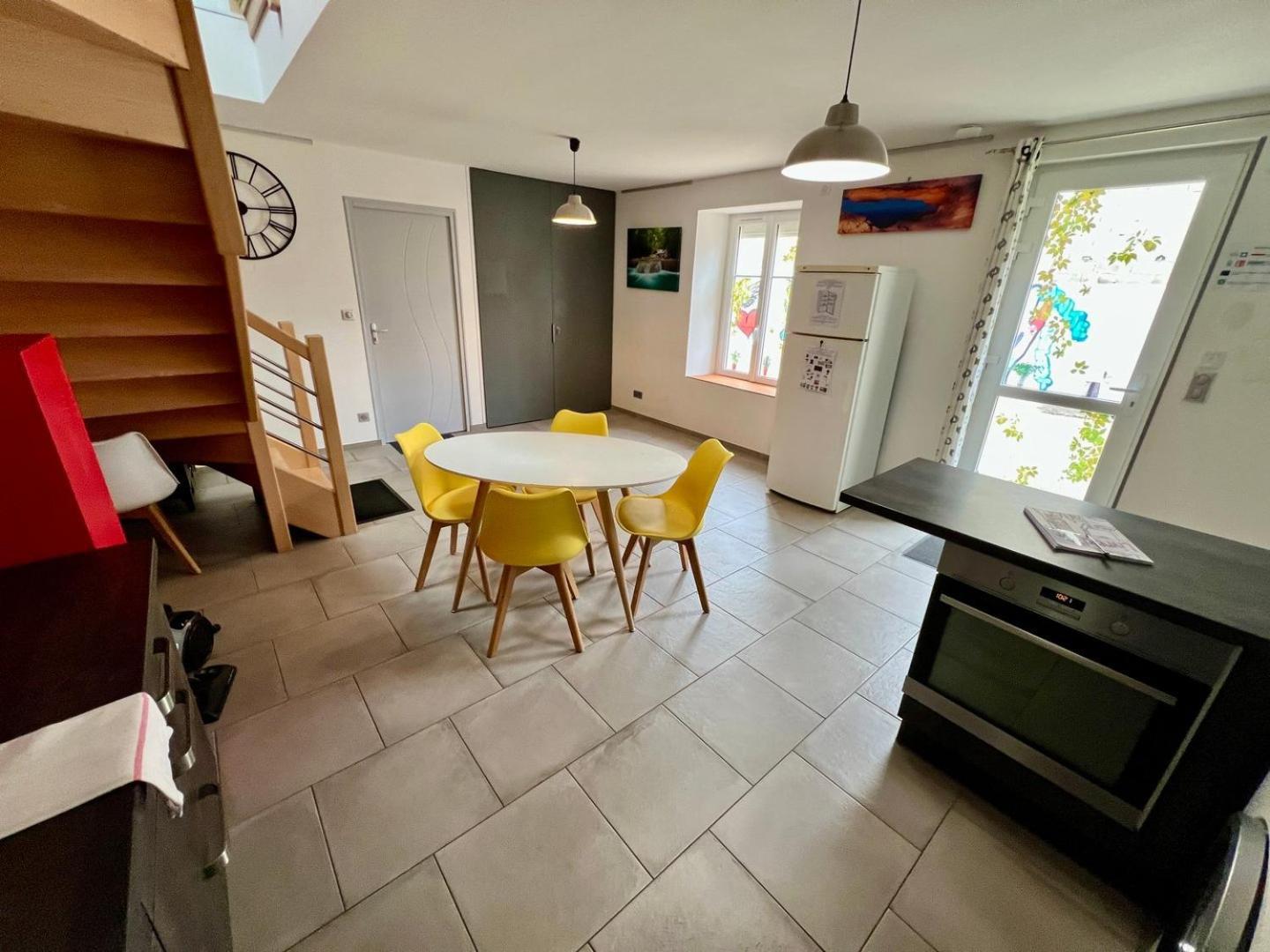 Chez Marcel - Maison 3 Chambres Lussac-les-Châteaux Eksteriør bilde